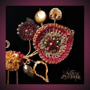 8-veronique-coiffard-joaillerie-de-fils-bijou-de-cheveux-rouge-diapo-3375x3375